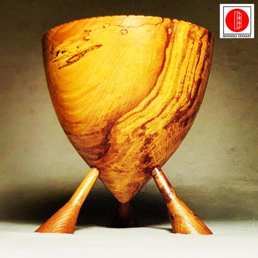 Tripedal Bowl